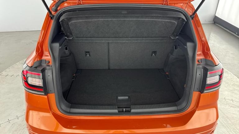 2020 Volkswagen T-Cross R-Line 1.5 TSI EVO 150PS 7-speed DSG 5 Door Automatic Hatchback Petrol Au...