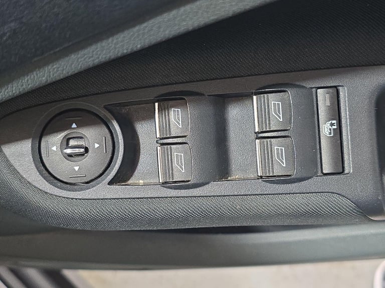 2012 Ford C-Max 1.6 TDCi Titanium Euro 5 5dr MPV Diesel Manual