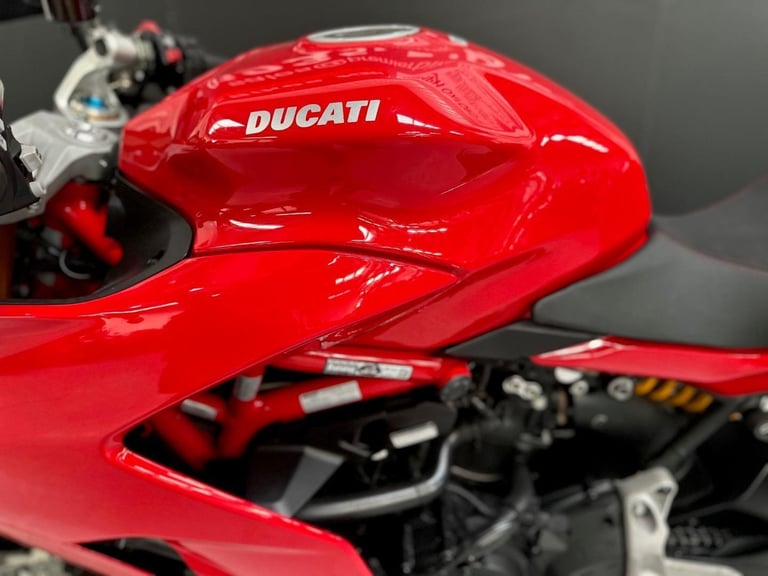 2019/19 Ducati Supersport S Motorcycle 