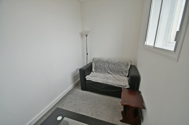 One bedroom flat in Cheapside Chambers 43