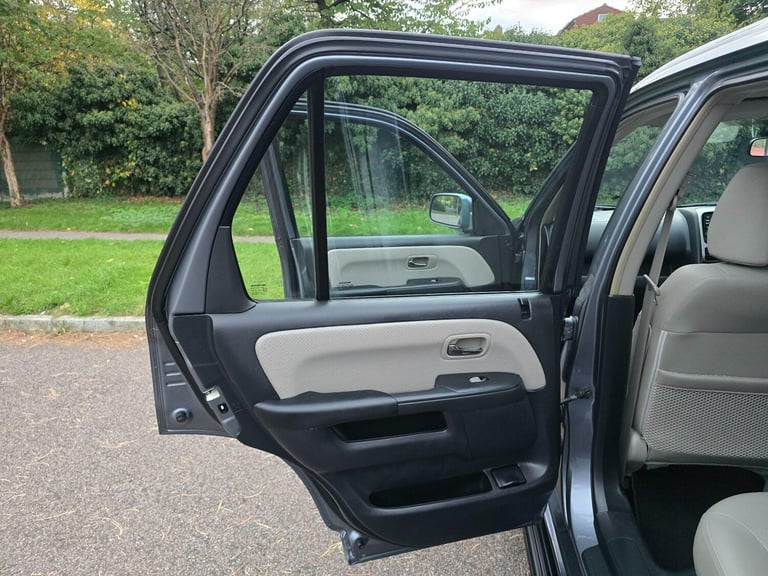 2006 Honda CR-V 2.0 i-VTEC Executive 5dr Auto ESTATE PETROL Automatic