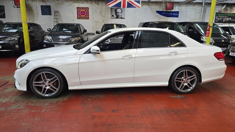 Mercedes-Benz E-Class 3.5 AUTO AMG LINE E350 AVANTGARDE Petrol Automatic
