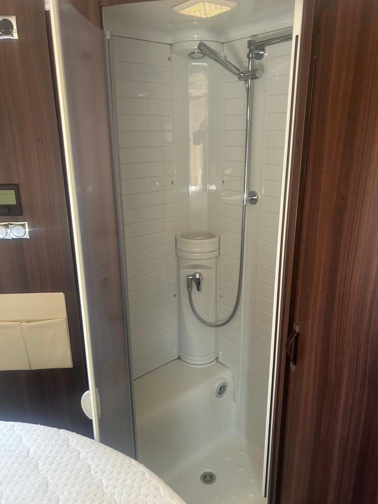 Burstner Nexxo T740