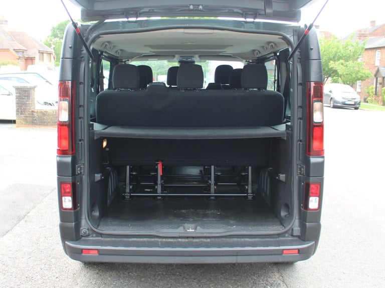 2023 Renault Trafic 2.0 dCi 28 Business Minibus Double Cab 5dr Diesel Manual