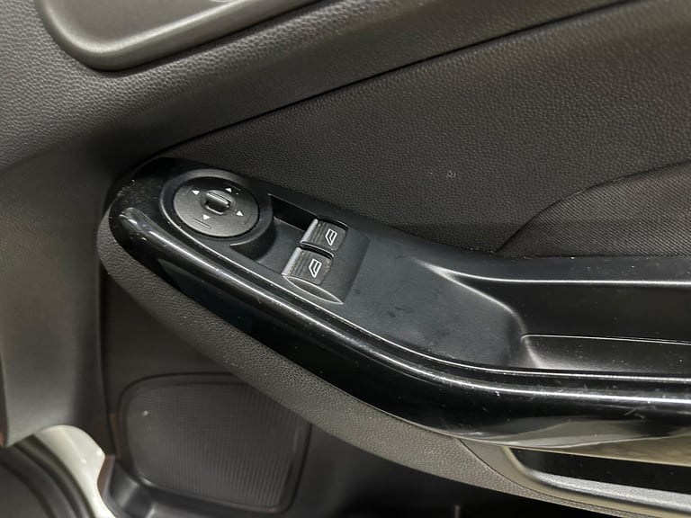 2016 Ford Fiesta 1.0 EcoBoost Zetec 5dr HATCHBACK Petrol Manual