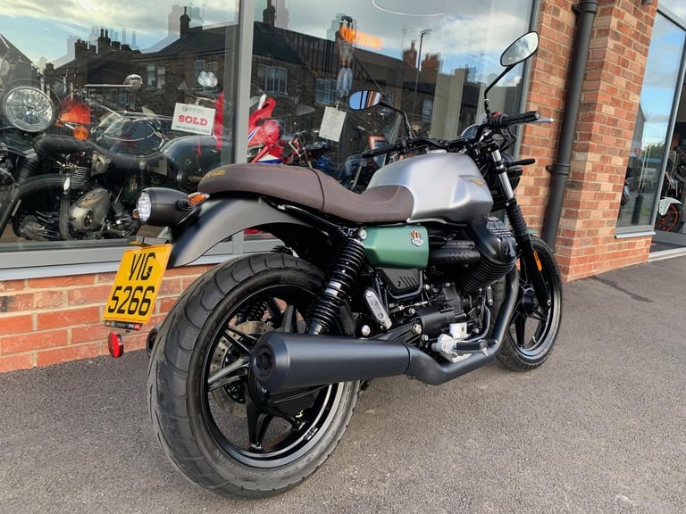 Moto Guzzi V7 CENTANARIO - ONE OWNER - 2 YEAR WARRANTY 