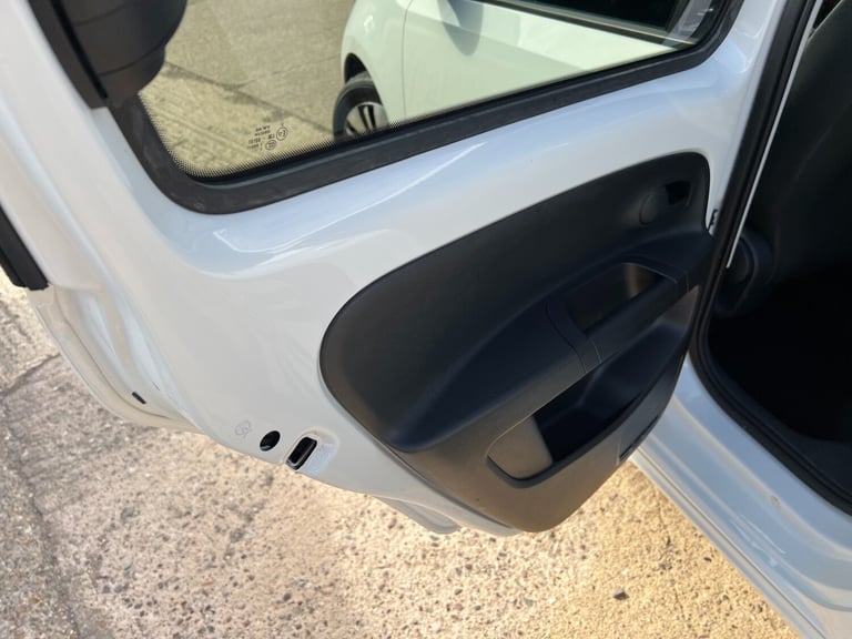 2023 Volkswagen up! 60kW E-Up 32kWh 5dr Auto HATCHBACK Electric Automatic