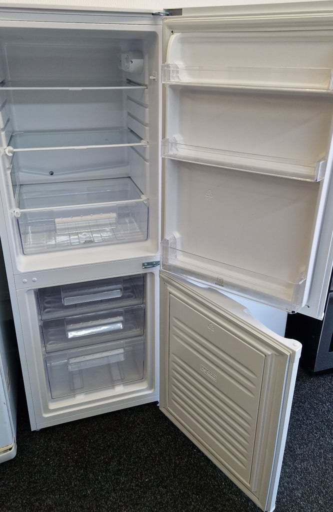 Currys 60/40 White Fridge Freezer + FREE Local Delivery* + 3 Month Guarantee