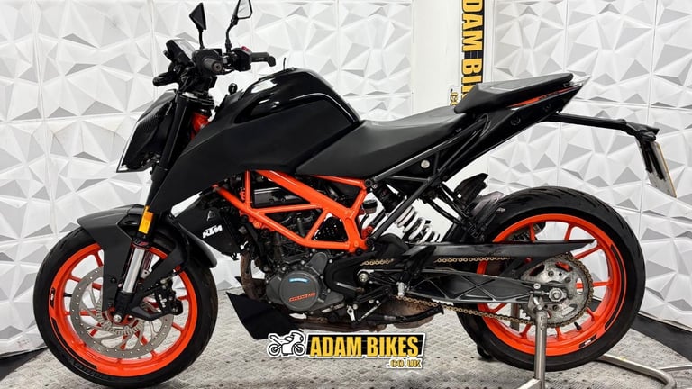 2021 KTM Duke 125 | *WARRANTY PROVIDED*