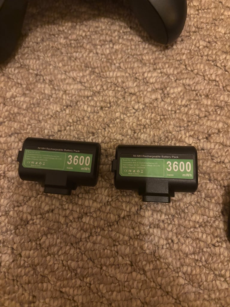 Xbox series X 1tb Disc edition (controller + box)