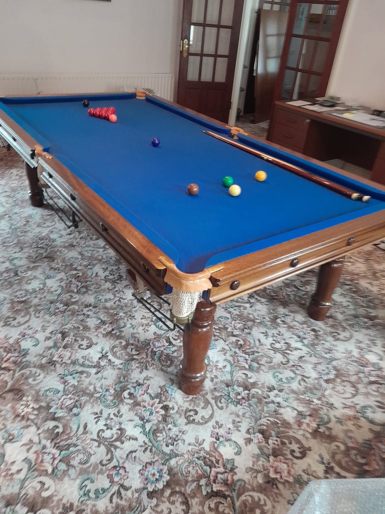 Snooker/Pool table