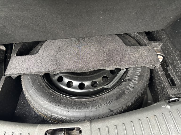 Ford, KUGA, Estate, 2009, Manual, 1997 (cc), 5 doors