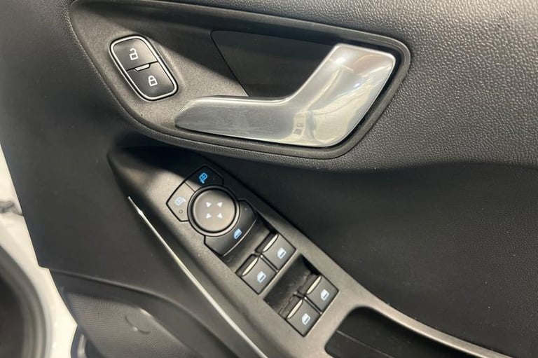 2022 Ford Fiesta 1.0 EcoBoost Titanium 5dr HATCHBACK PETROL Manual