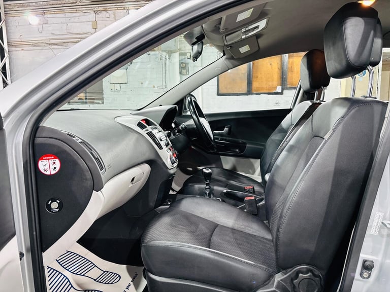 2008 Kia Ceed 1.6 LS 5dr HATCHBACK Petrol Manual