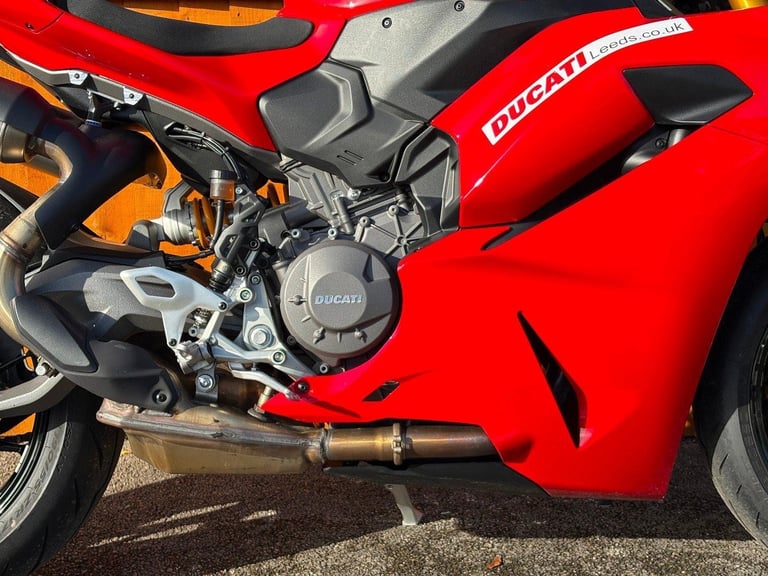 DUCATI PANIGALE V2 S