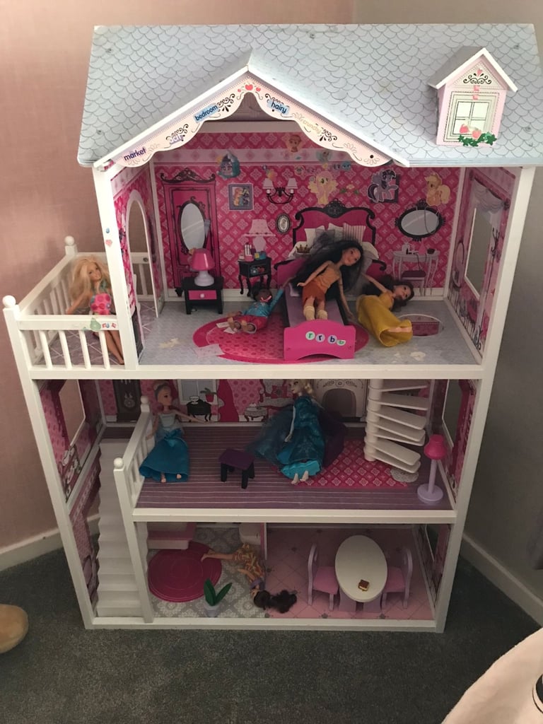 image for Girls doll house 
