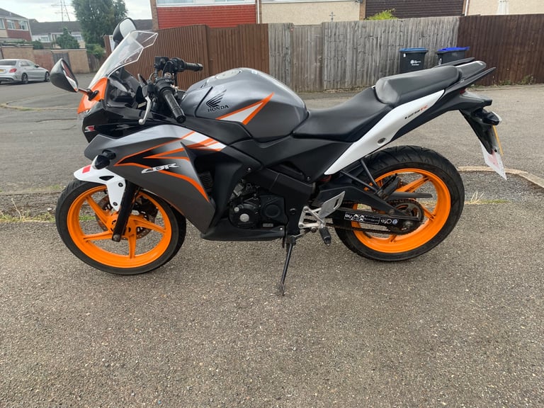 Honda, CBR, 2011, 125 (cc)