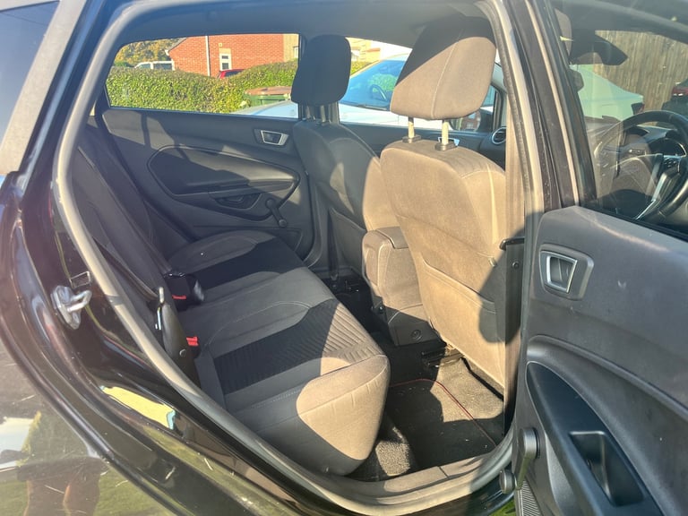 Ford, FIESTA, Hatchback, 2015, Manual, 998 (cc), 5 doors