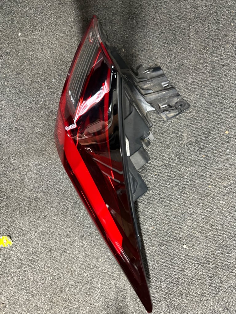 HONDA CIVIC MK11 LED LIGHT LAMP REAR RIGHT DRIVER 2022 on W6590A 33500-T43-J01