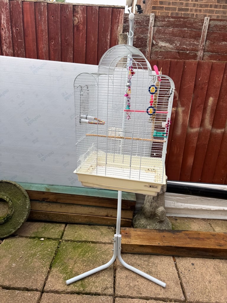 Bird cage with stand