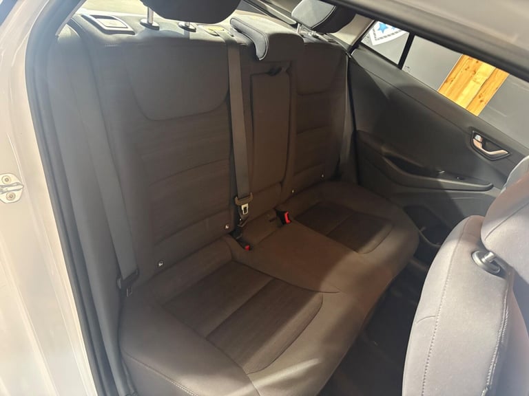 2018 Hyundai IONIQ 1.6 h-GDi Premium DCT Euro 6 (s/s) 5dr HATCHBACK Petrol/Electric Hybrid Automatic