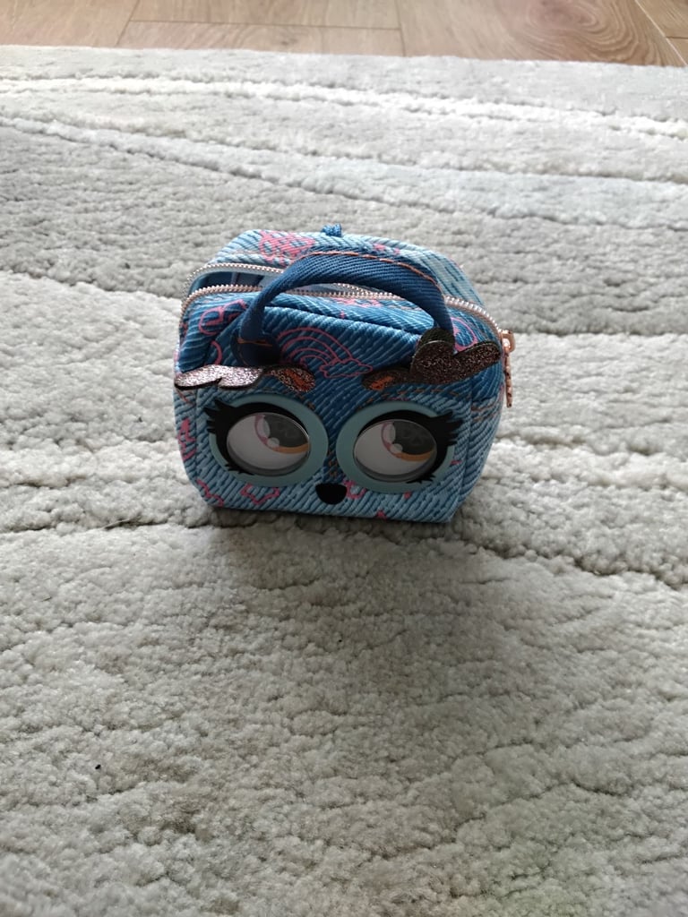 Little purse pets £2