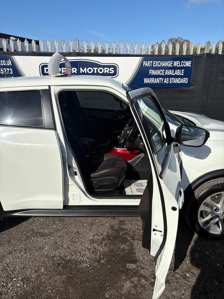 2016 Nissan Juke 1.2 DiG-T N-Connecta 5dr HATCHBACK PETROL Manual