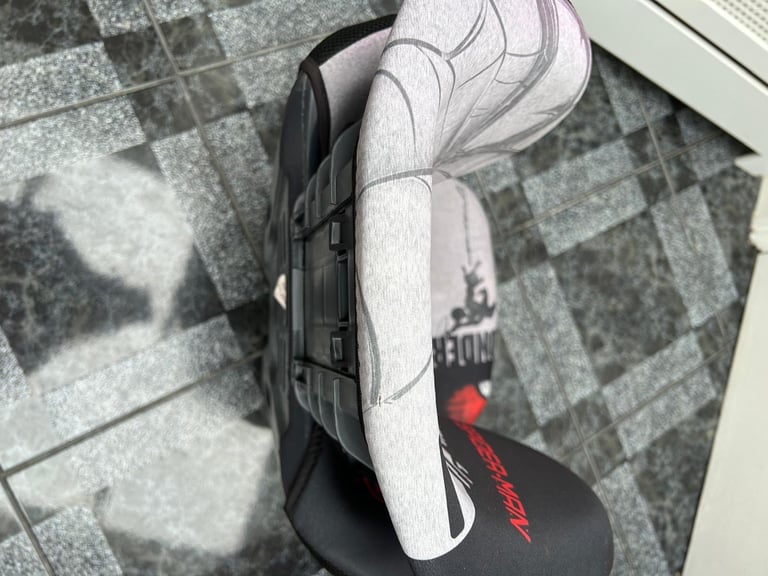 Spiderman booster car seat 