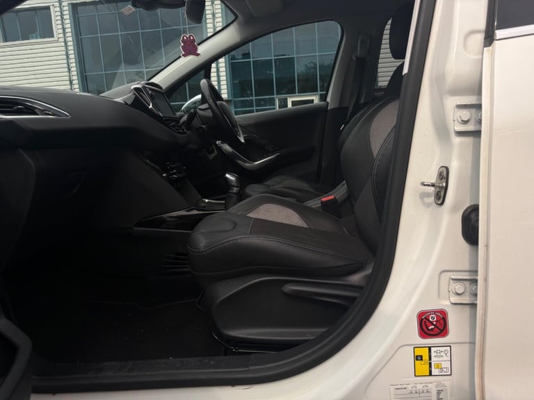 2015 Peugeot 2008 1.2 VTi PureTech Allure Euro 5 5dr HATCHBACK Petrol Manual