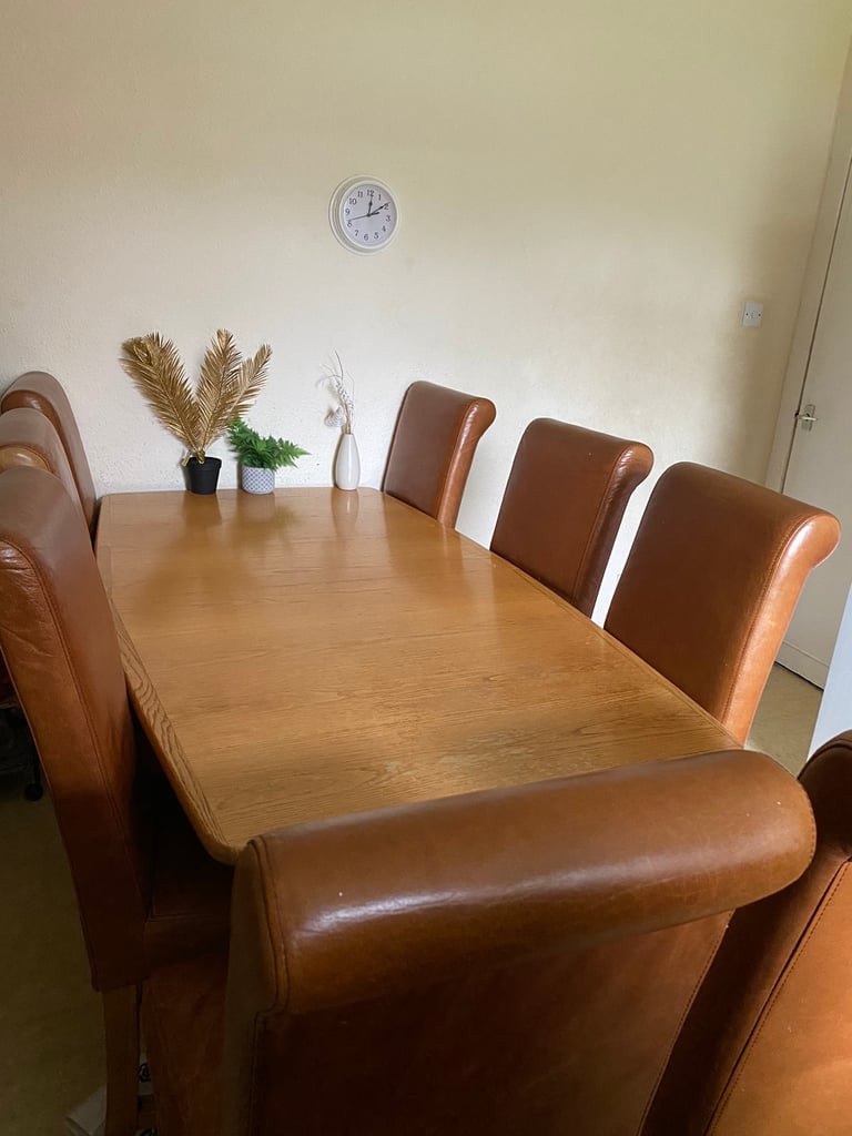 Dining Table and chairs 