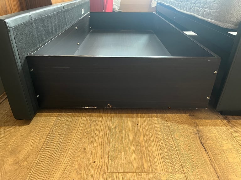 Double bed and mattress 