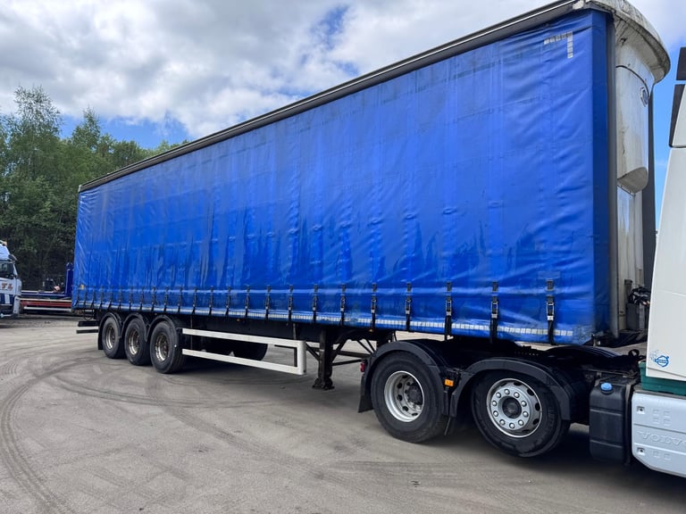 2016 Cartwight 4.85 curtainsider trailer 