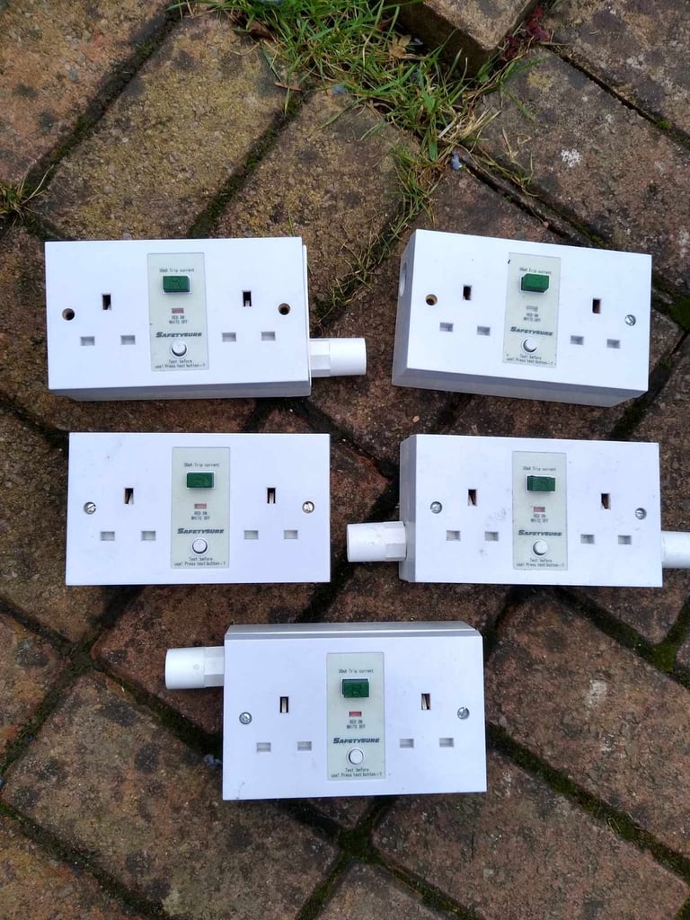 SafetySure RCD 2 Gang Sockets 13A 30mA (Qty 5)