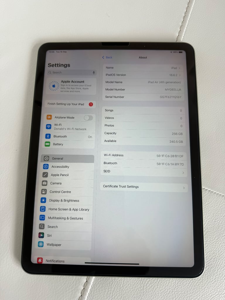 IPad Air 4th Generation 256GB WiFi for sale 