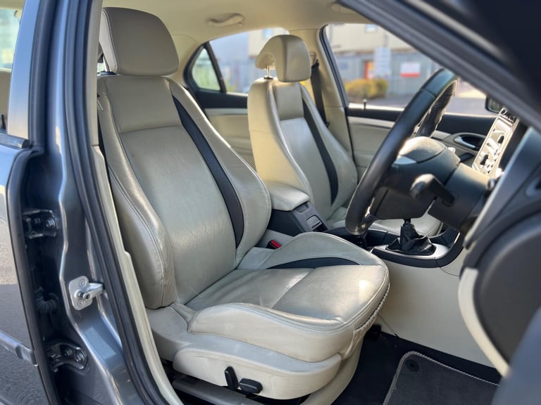 Saab 9-3 2.0T Vector 4dr Petrol Manual - Image 18