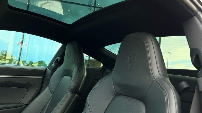 2024 Porsche 911 2dr PDK Petrol