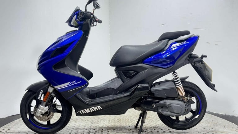 Yamaha Aerox R 2019 4 STROKE FUEL INJECTED 50CC SPORT SCOOTER PROJECT 50CC