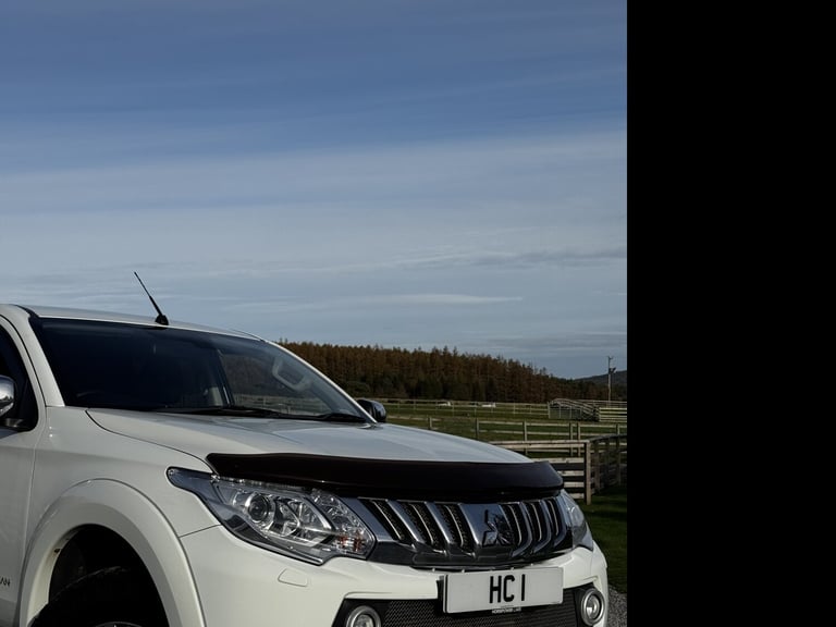 MITSUBISHI L200 2.4 DI-D DC Barbarian 2016