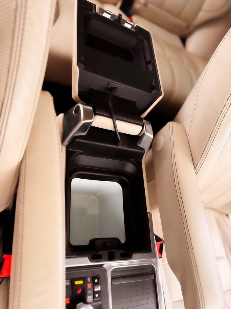 Land Rover, RANGE ROVER SPORT, Estate, 2010, Semi-Auto, 2993 (cc), 5 doors