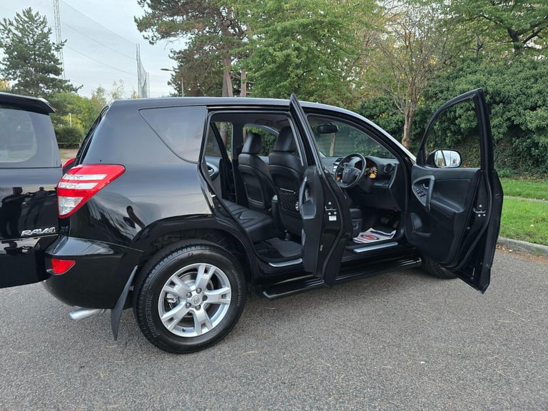 2010 Toyota RAV4 2.0 V-Matic XT-R SUV 5dr Petrol Multidrive S 4WD Euro 5 (158 ps) ESTATE Petrol A...