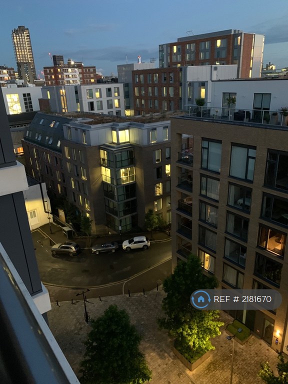 1 bedroom flat in Dance Square, London, EC1V (1 bed) (#2181670)