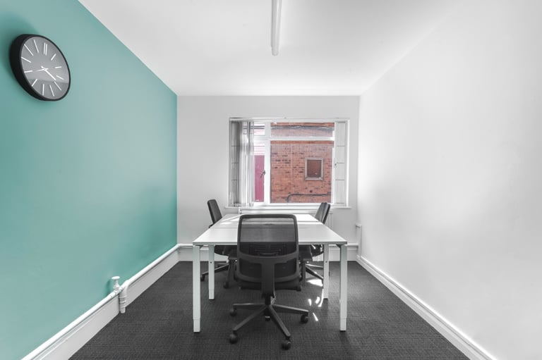 Leamington Spa - CV34 6TT, Flexible coworking memberships in Regus Leamington Spa, Nicholls House