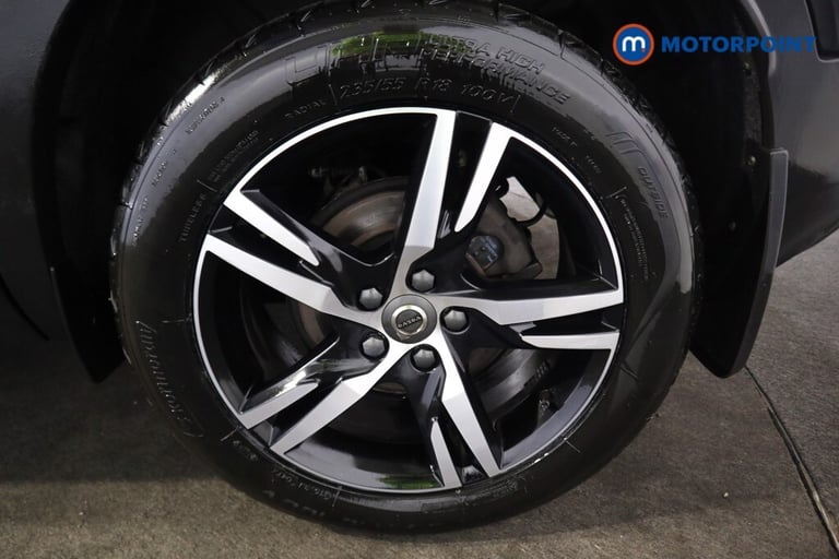 2021 Volvo XC40 1.5 T3 [163] R DESIGN 5dr SUV Petrol Manual