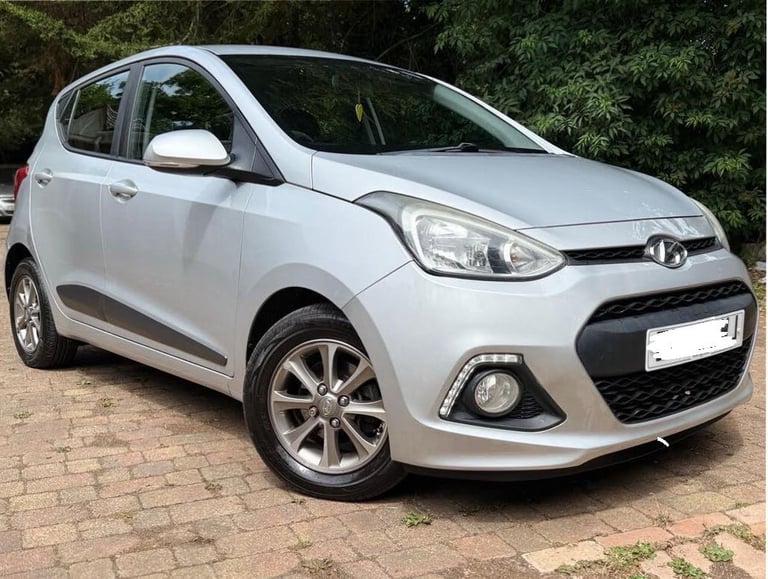 2017 Hyundai i10 1.0 PREMIUM CHEAP TAX GREAT 1ST CAR CD/MP3/USB BLUETOOTH AIR CON ALLOYS 1 Y HATC...