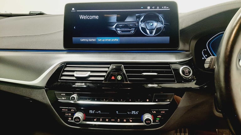 2022 BMW 5 Series 530e xDrive M Sport 4dr Auto Saloon Plug-In Hy Automatic