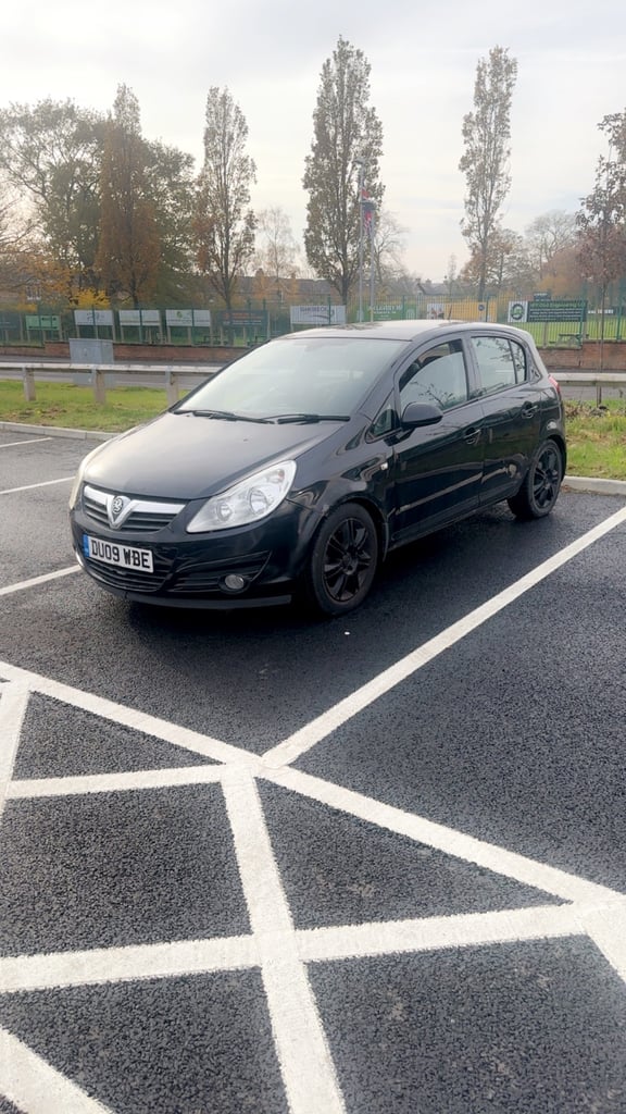 image for 2009 VAUXHALL CORSA 1.4 PETROL FULL YEARS MOT 83K MILES STARTS N DRIVES GREAT CHEAP ON INSURANCE