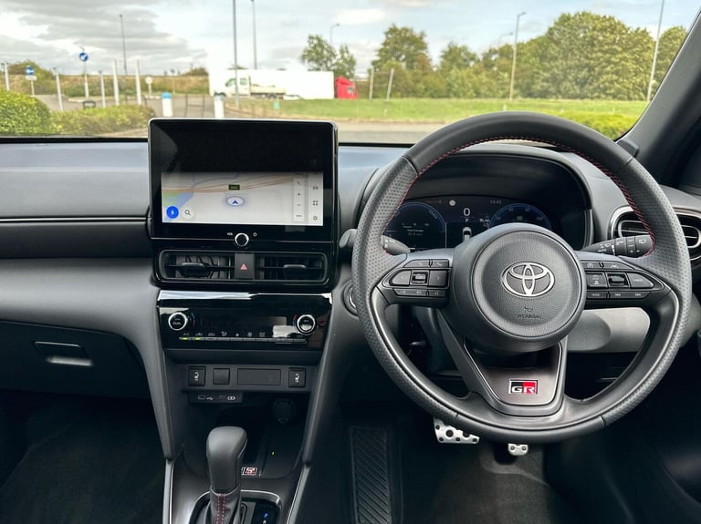 2025 Toyota Yaris 1.5 Hybrid 130 GR Sport 5dr CVT Estate Hybrid Automatic