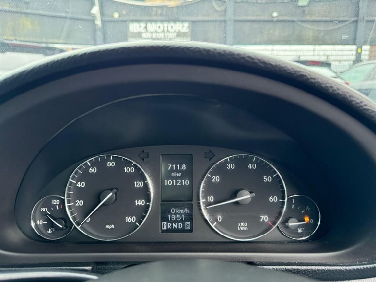 2006 Mercedes-Benz C-Class 1.8 Kompressor Avantgarde SE 4dr Saloon Petrol Automatic