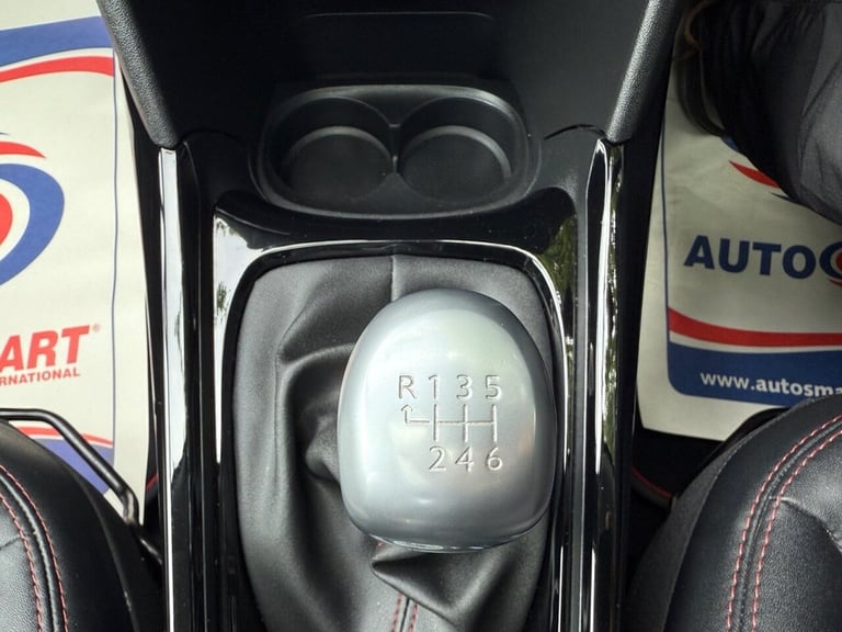 2017 Peugeot 2008 1.6 BlueHDi GT Line SUV 5dr Diesel Manual Euro 6 (s/s) (120 ps) HATCHBACK Diese...