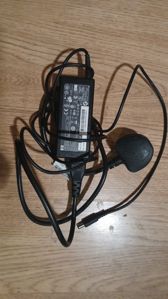 HP Compaq Desktop PC - AMD 1.4GHz CPU, 4GB RAM, 500GB SATA HDD, DVD